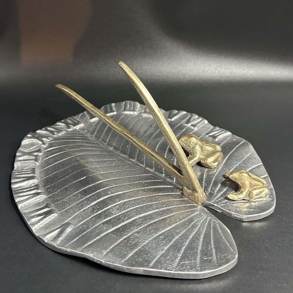 Vintage Sundial Lily Pad Pewter Brass Frogs Garden Clock Deck Patio Decor